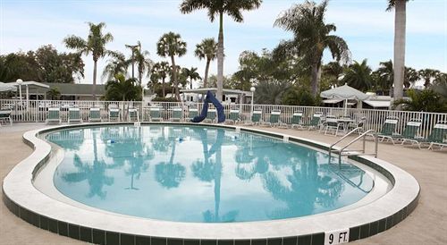 Groves Rv Resort Harlem Heights エクステリア 写真