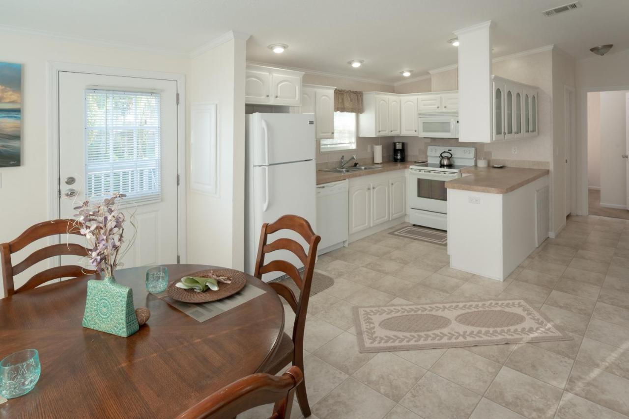 Groves Rv Resort Harlem Heights エクステリア 写真