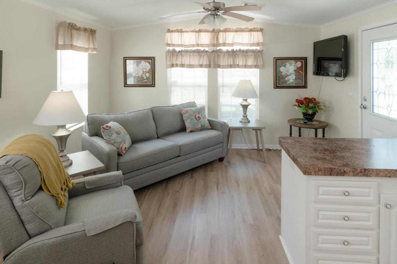 Groves Rv Resort Harlem Heights エクステリア 写真
